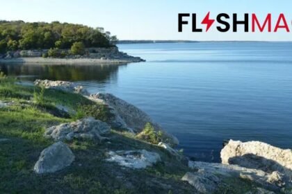 lake texoma should be capitalized