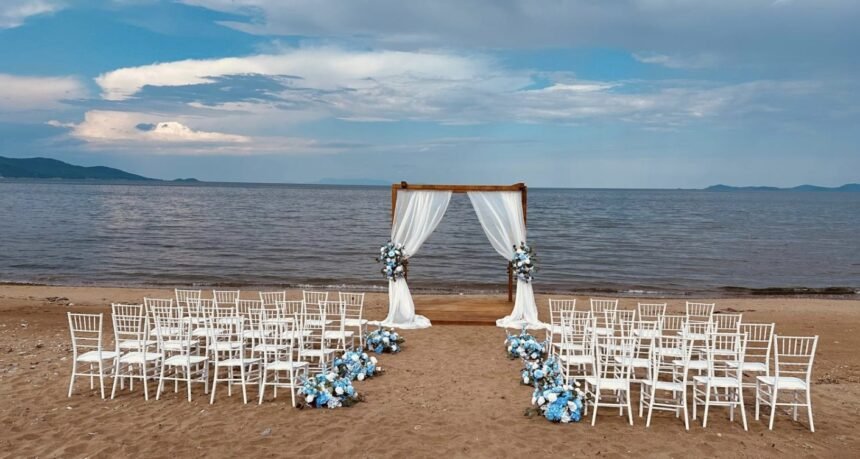 beach wedding
